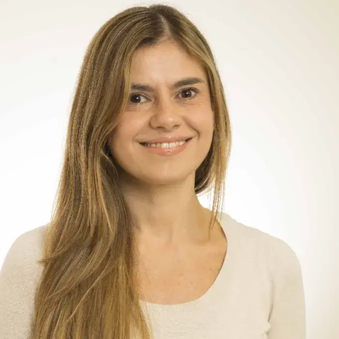 Portrait placeholder for Camila R.